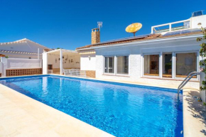 Villa Sevilla Casasol, Nerja